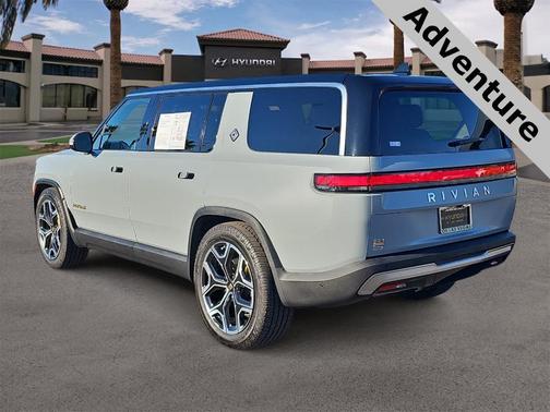 2023 Rivian R1S Adventure Quad Motor Large Pack