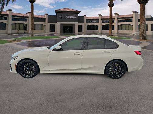 2021 BMW 330 i