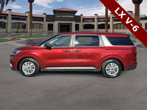 2024 Kia Carnival LX