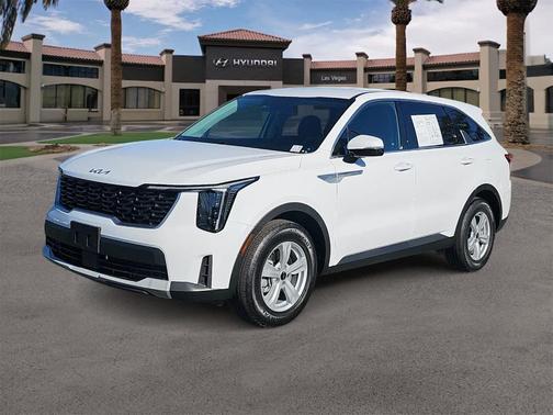 2024 Kia Sorento LX
