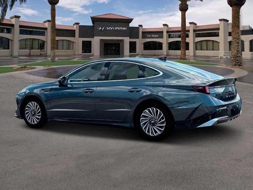 2025 Hyundai SONATA Hybrid Limited