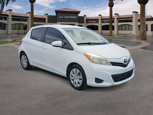 2012 Toyota Yaris LE