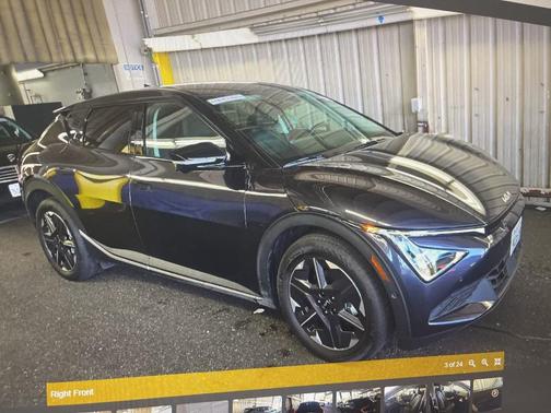 Metal 2025 Kia EV6 Light