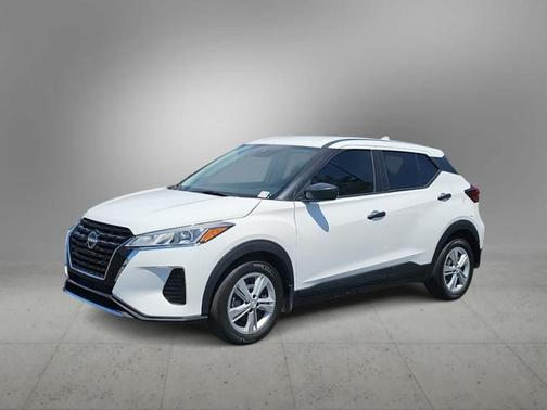 2023 Nissan Kicks S