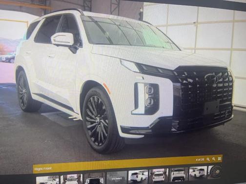 Hyper White 2025 Hyundai PALISADE Calligraphy Night Edition