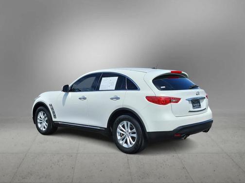 2011 INFINITI FX35 Base