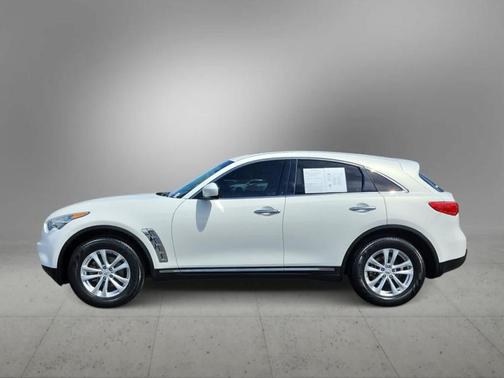 2011 INFINITI FX35 Base