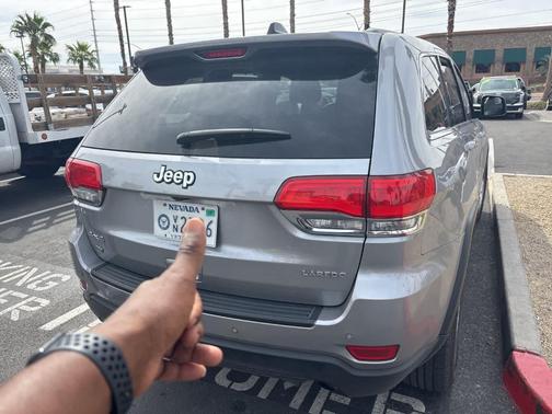 2017 Jeep Grand Cherokee Laredo