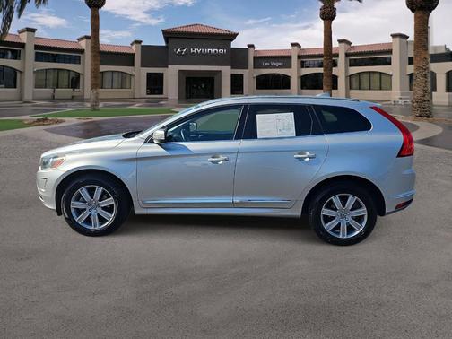 Silver 2017 Volvo XC60 T5 Inscription