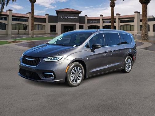 2021 Chrysler Pacifica Touring-L