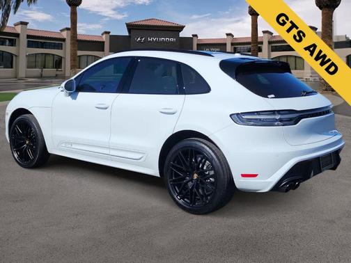 2024 Porsche Macan GTS
