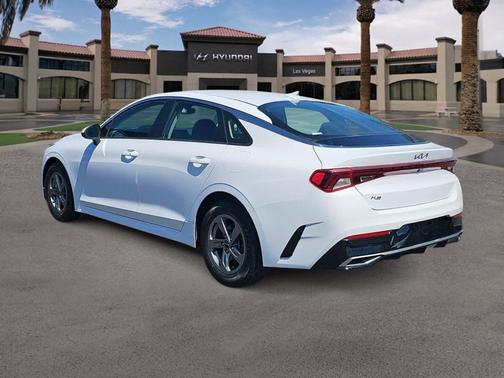 2022 Kia K5 LXS