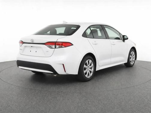 Ice 2024 Toyota Corolla LE
