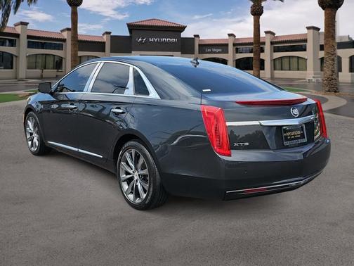 2013 Cadillac XTS Base
