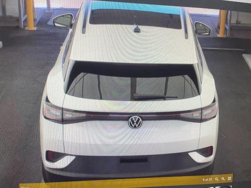 Opal White Pearl Effect 2023 Volkswagen ID.4 Pro S