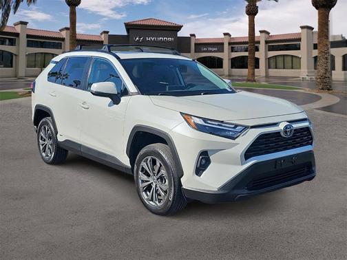 2022 Toyota RAV4 Hybrid XLE Premium