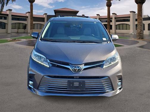 2019 Toyota Sienna Limited Premium