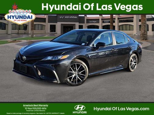 2022 Toyota Camry SE