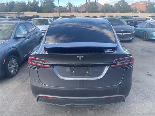 2023 Tesla Model X 
