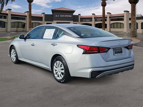 2022 Nissan Altima 2.5 S