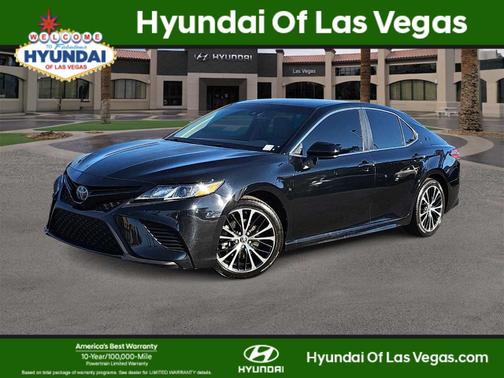 2018 Toyota Camry SE