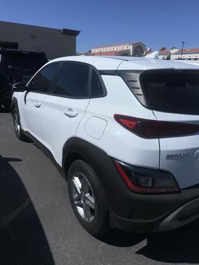 Lunar White 2022 Hyundai KONA SE