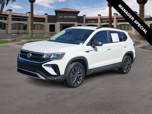 Pure White 2022 Volkswagen Taos 1.5T S
