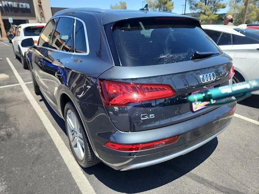 Manhattan Gray Metallic 2019 Audi Q5 2.0T Premium Plus