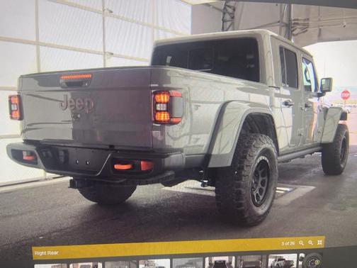 2021 Jeep Gladiator Mojave
