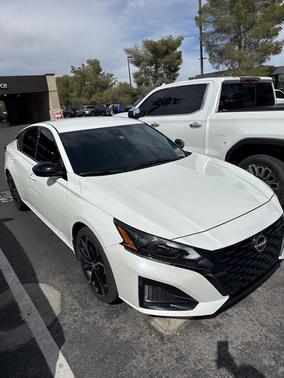 White 2023 Nissan Altima 2.5 SR