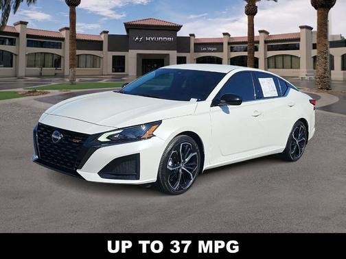White 2023 Nissan Altima 2.5 SR