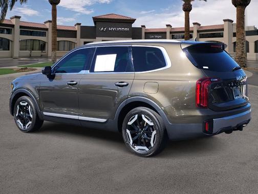 Dark Moss 2025 Kia Telluride S