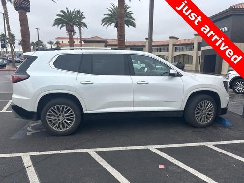 2024 GMC Acadia Denali