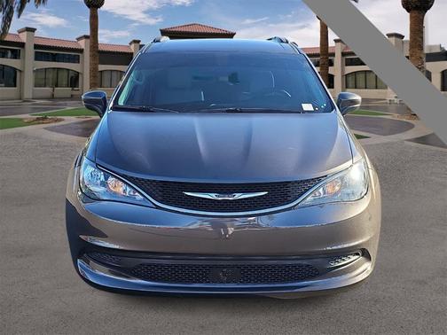 2021 Chrysler Voyager LXI