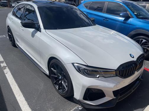 Mineral White Metallic 2022 BMW M340 i