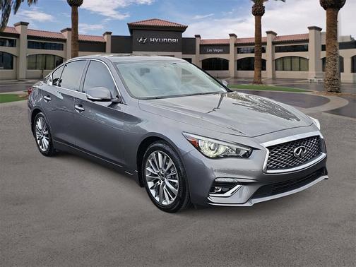 2023 INFINITI Q50 LUXE