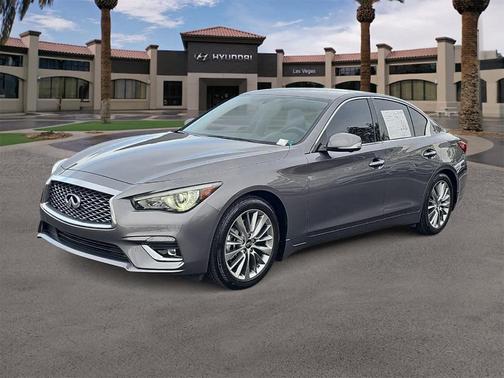 2023 INFINITI Q50 LUXE
