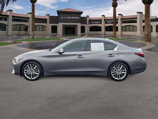 2023 INFINITI Q50 LUXE