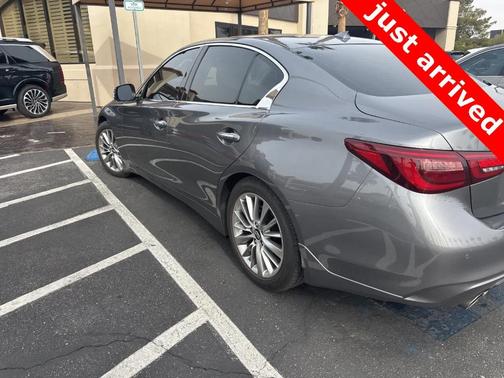 2023 INFINITI Q50 LUXE