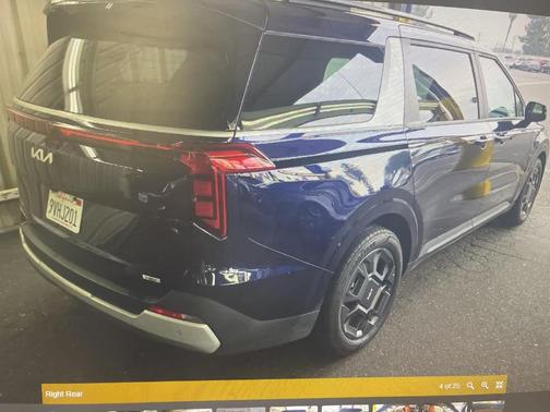 2026 Kia Carnival Hybrid EX