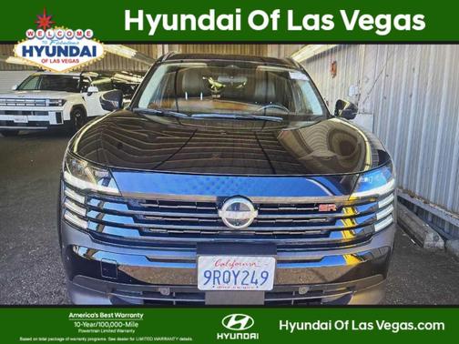 Super Black 2025 Nissan Kicks SR