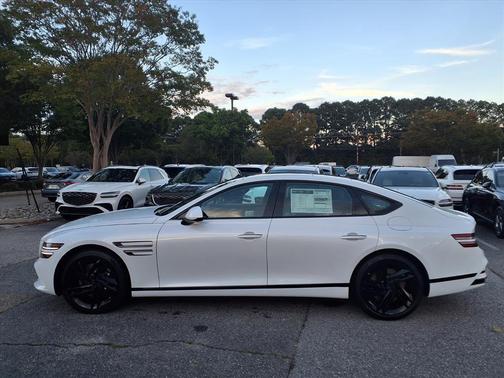 Uyuni White 2026 Genesis GV70 3.5T Sport Prestige