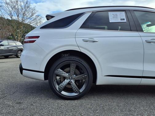 2025 Genesis GV70 3.5T AWD Sport