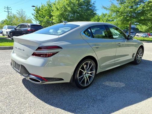 Vatna Gray 2026 Genesis G70 2.5T AWD