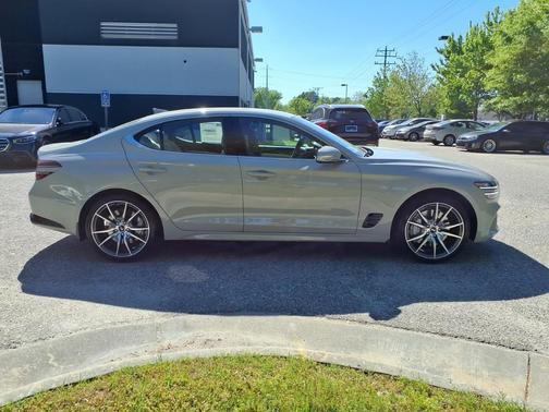 Vatna Gray 2026 Genesis G70 2.5T AWD