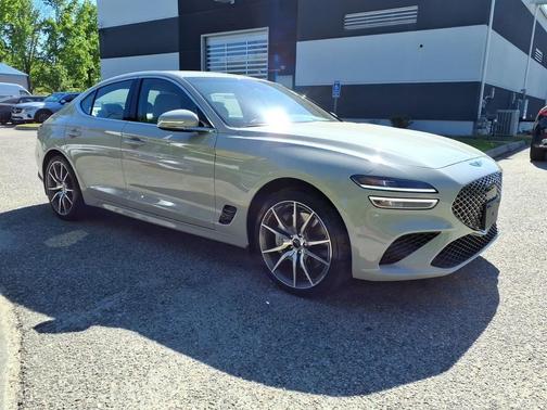 Vatna Gray 2026 Genesis G70 2.5T AWD