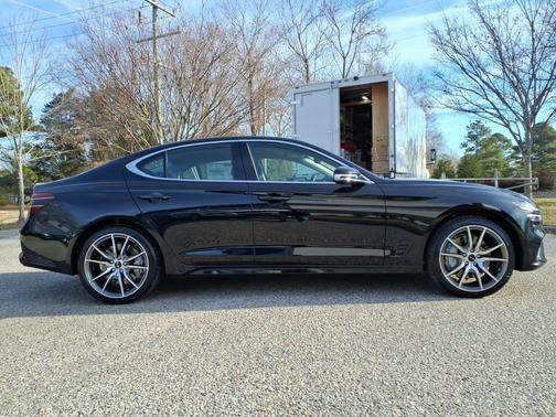 Vik Black 2026 Genesis G70 2.5T AWD