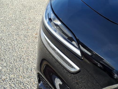 Vik Black 2026 Genesis G70 2.5T AWD