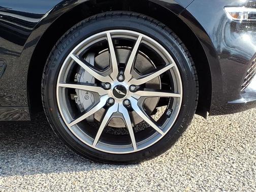Vik Black 2026 Genesis G70 2.5T AWD