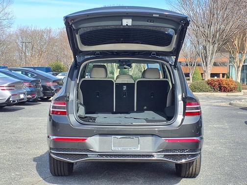 2025 Genesis GV80 2.5T